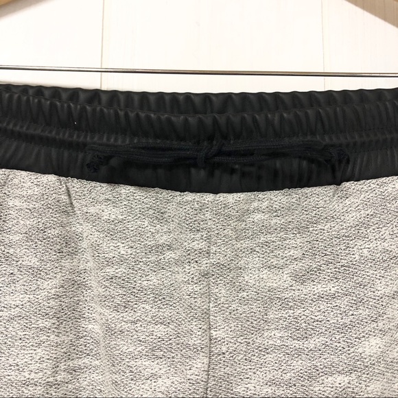Vero Moda Grey Heather Sweatpants w Faux Leather - Picture 4 of 7